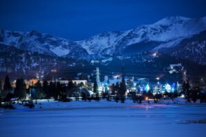 Featured Image of Exploring Estes Parks Nightlife