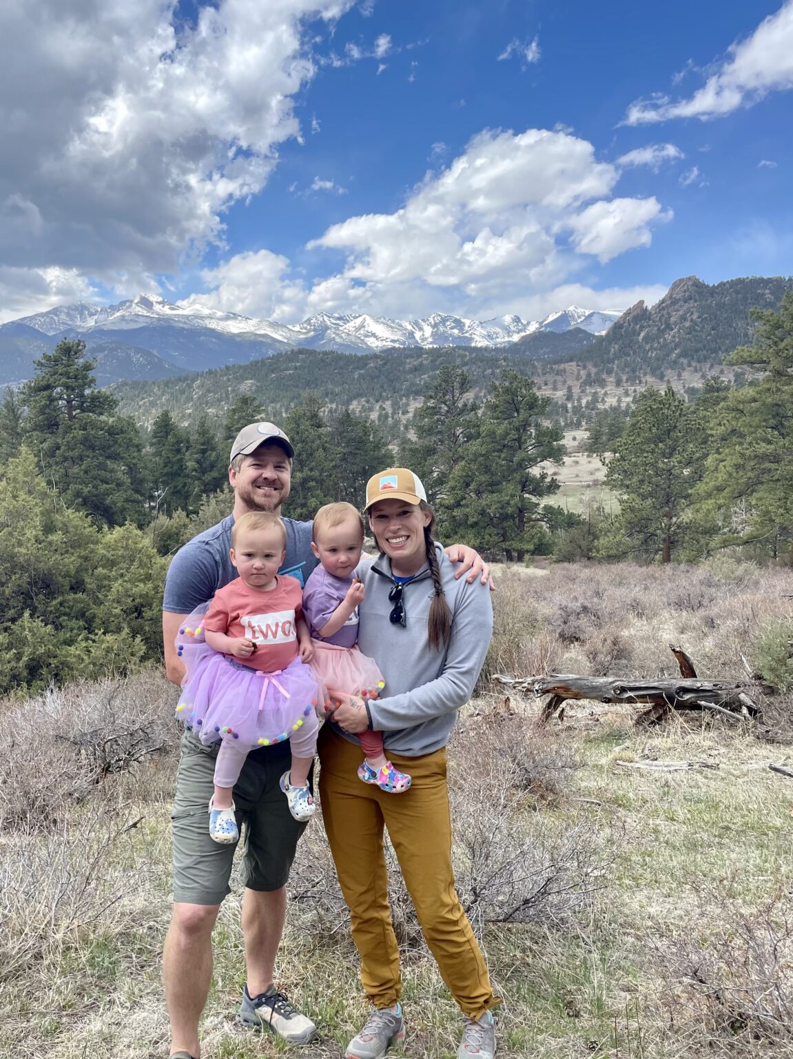 Estes Park, Colorado Vacation Guide: Your Travel Guide to Estes Park