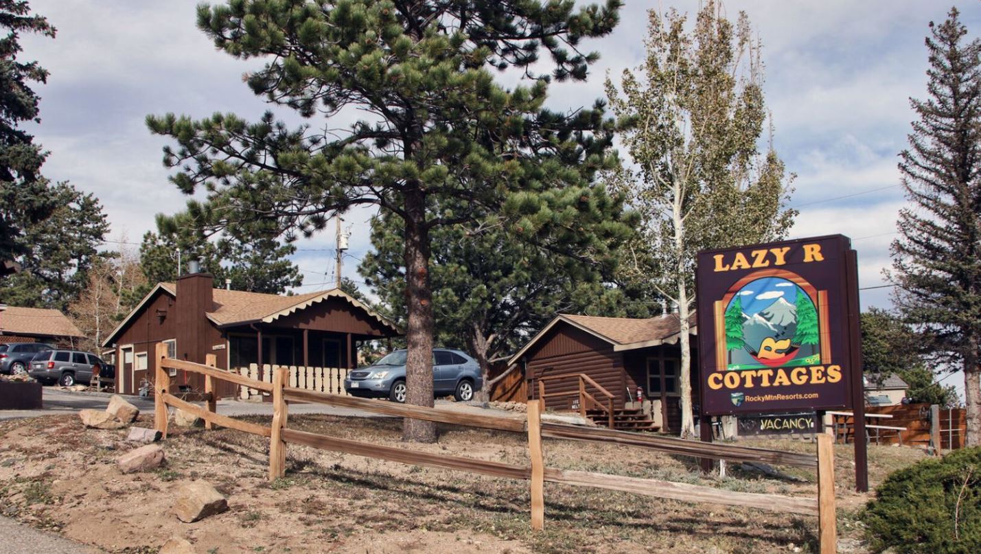 Lazy R Cottages - Lodge